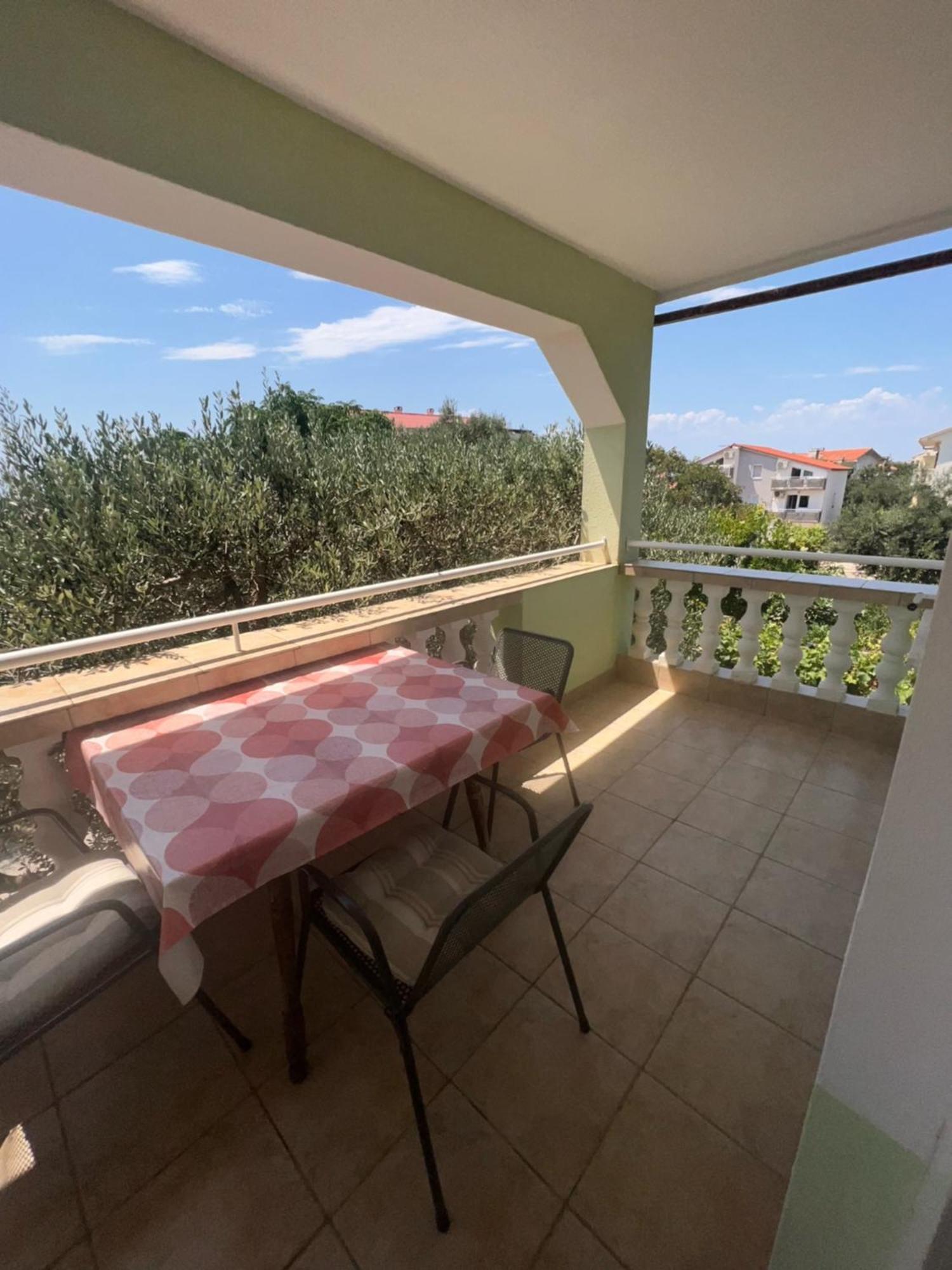 Apartments Svekric Novalja Εξωτερικό φωτογραφία